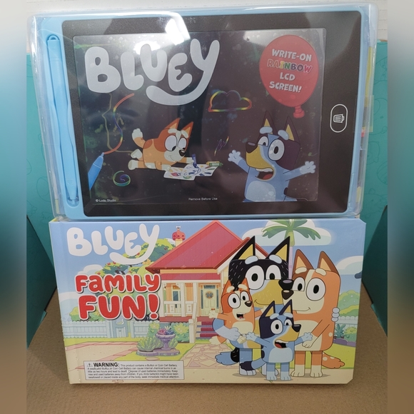 Bluey Family Fun (LCD write on Rainbow Screen) - Picture 1 of 3